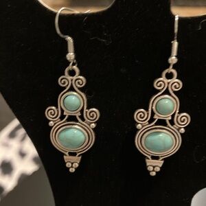 Antique turquoise earring